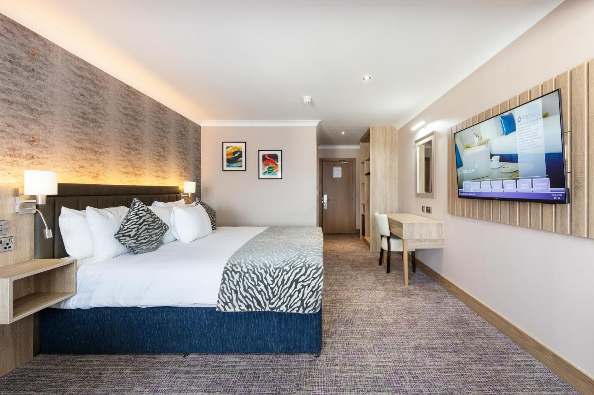 Rochestown Lodge Hotel Dun Laoghaire Exterior photo